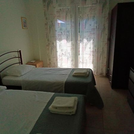Appartamento Irina Haus Gerakini Esterno foto