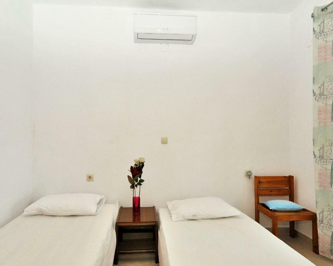 Appartamento Irina Haus Gerakini Esterno foto